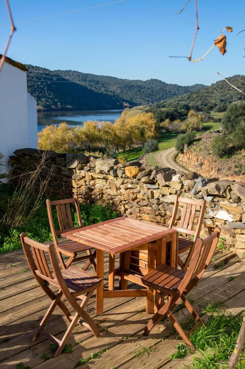 Casa De Las Letrinas Baja, 2 Habt 5 Mas 1 Pers Max Chimenea Con Horno Puerto de la Laja Exterior foto